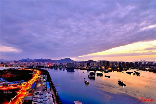 李克宝铁锅柴鸡